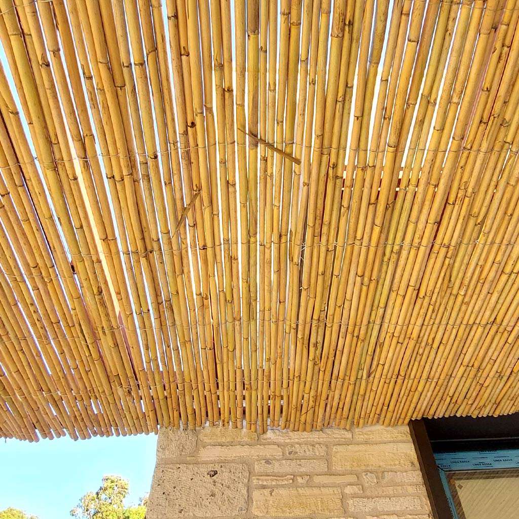 Kamış Hasır ve Bambu Gölgelik ve Çatı Ürünlerimizi Keşfedin.